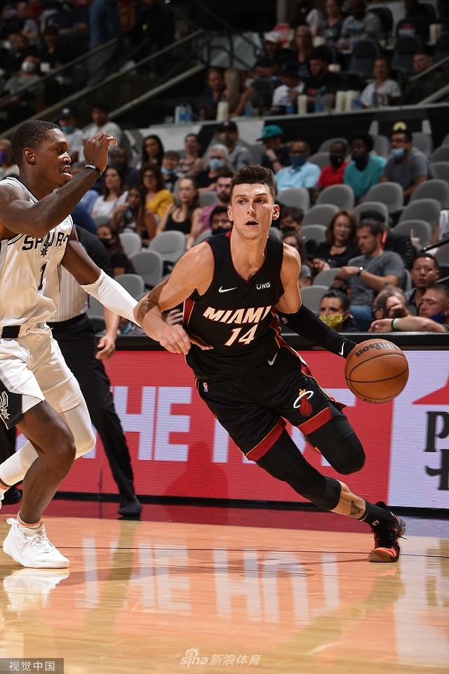 今年夏窗 今年夏窗