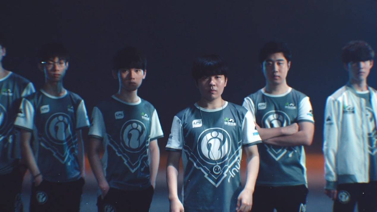 高诗岩以一 高诗岩以一